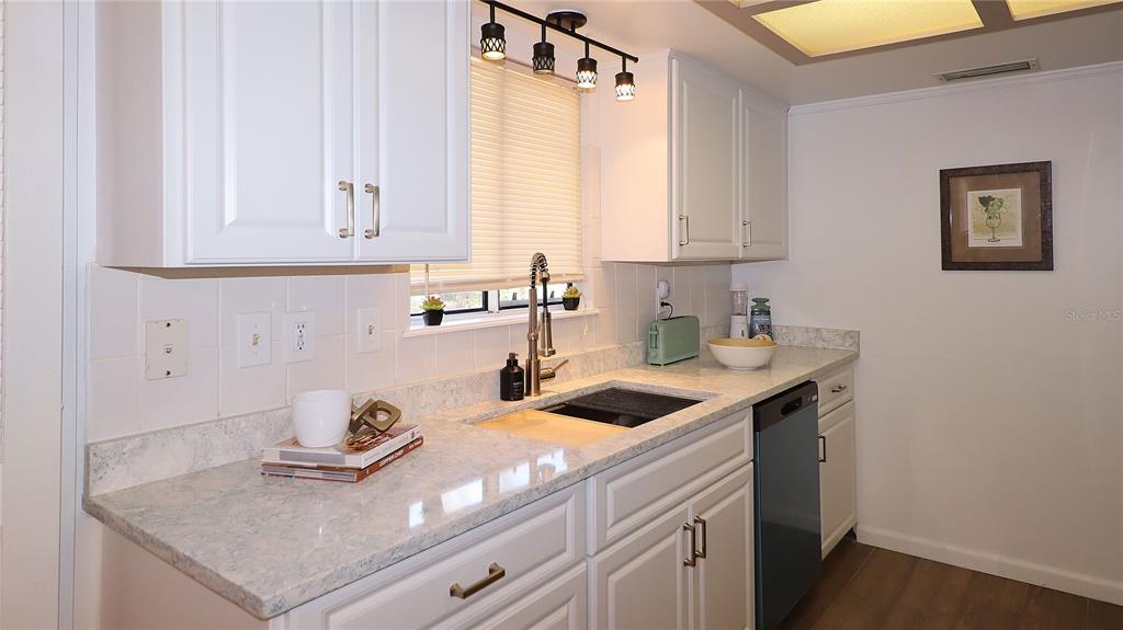 8465 Southwest 107th Lane Ocala, FL 34481 - Photo 9 of 26