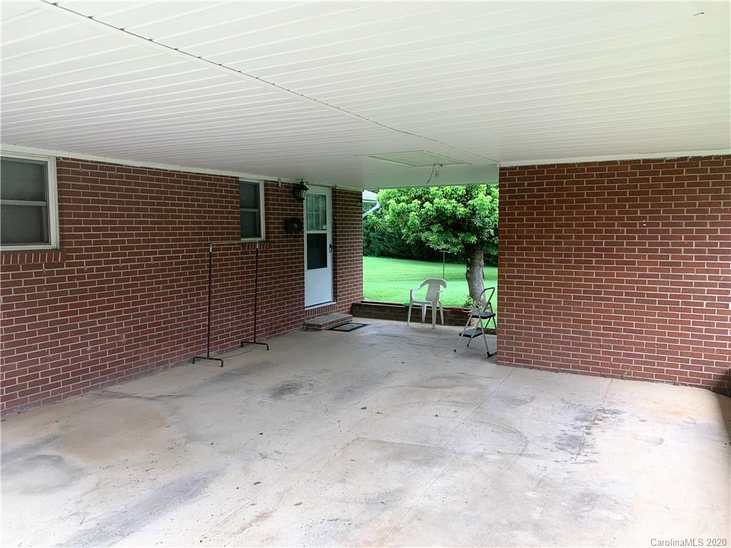 134 Fisher Road Brevard, NC 28712 - Photo 14 of 26 Gallery Image 14
