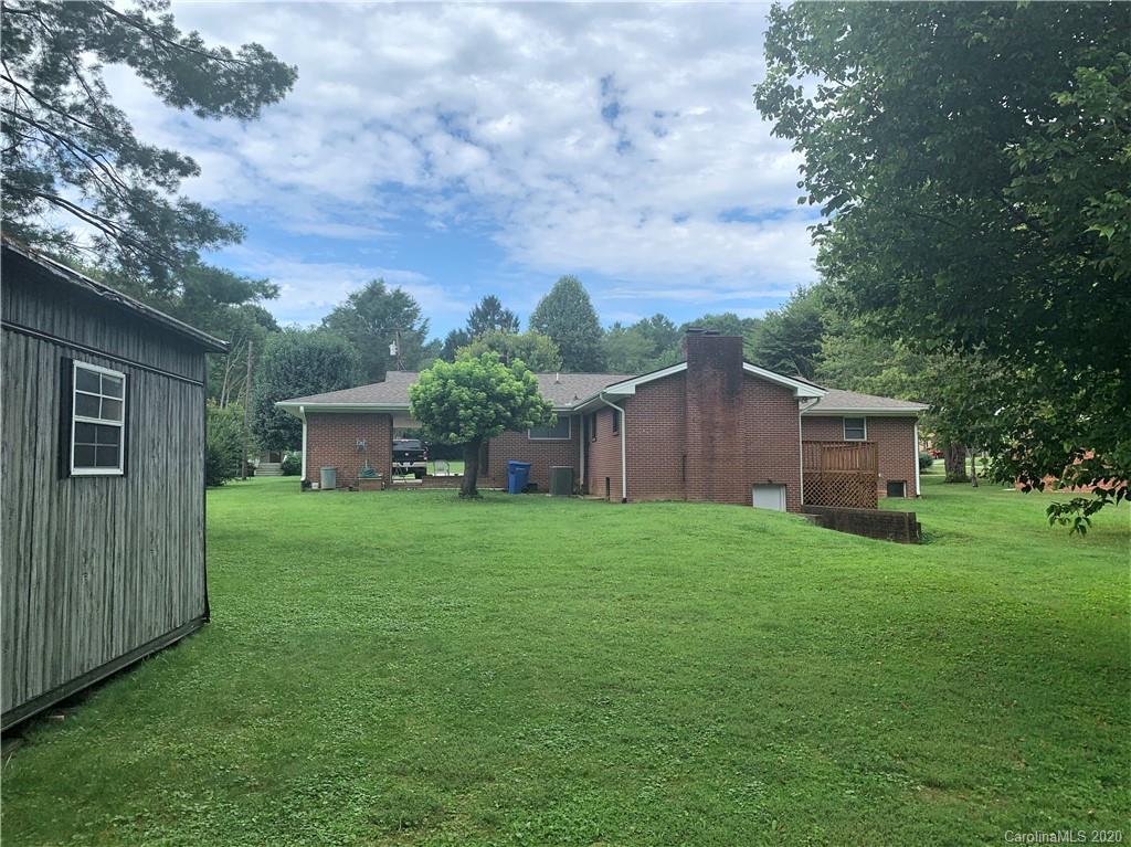 134 Fisher Road Brevard, NC 28712 - Photo 17 of 26 Gallery Image 17