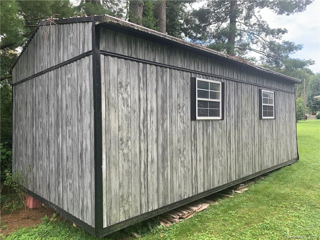 134 Fisher Road Brevard, NC 28712 - Photo 18 of 26 Gallery Image 18