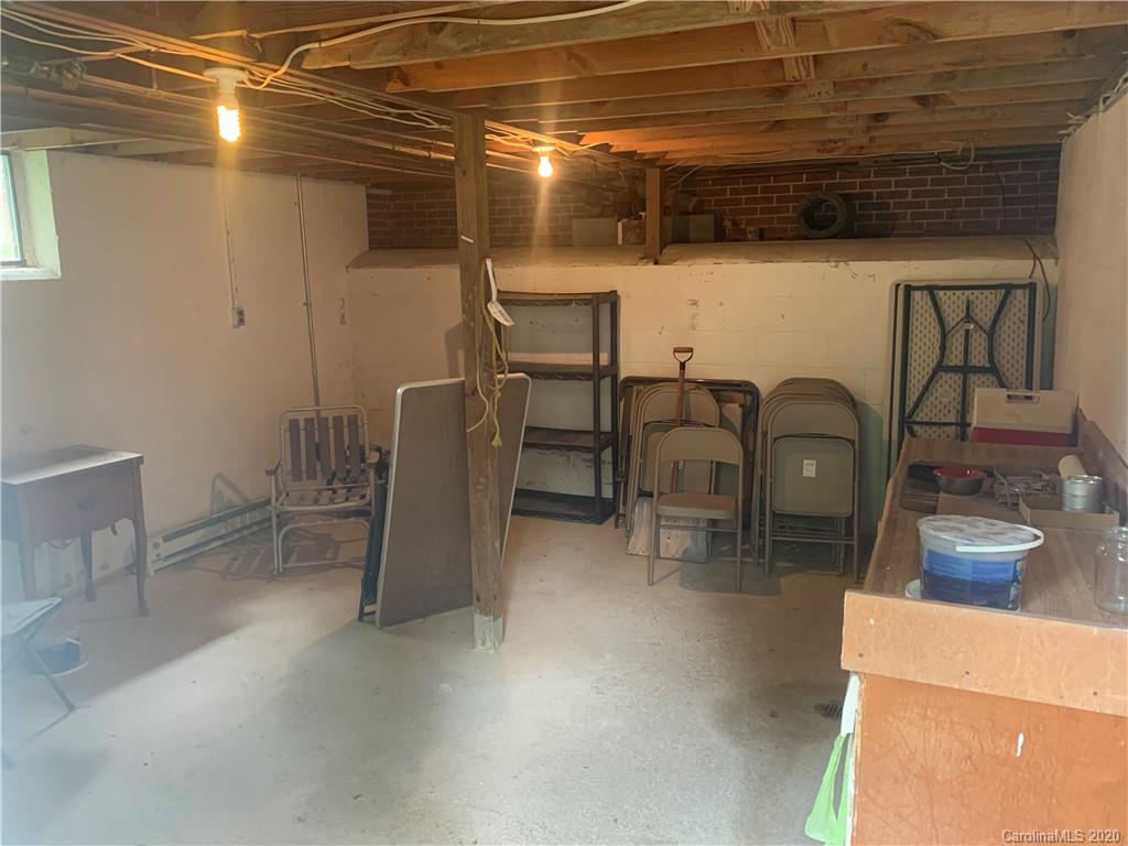 134 Fisher Road Brevard, NC 28712 - Photo 21 of 26 Gallery Image 21
