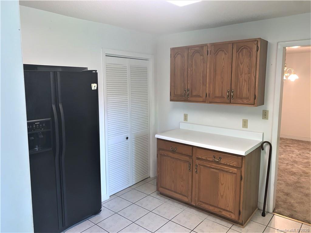 134 Fisher Road Brevard, NC 28712 - Photo 10 of 26 Gallery Image 10