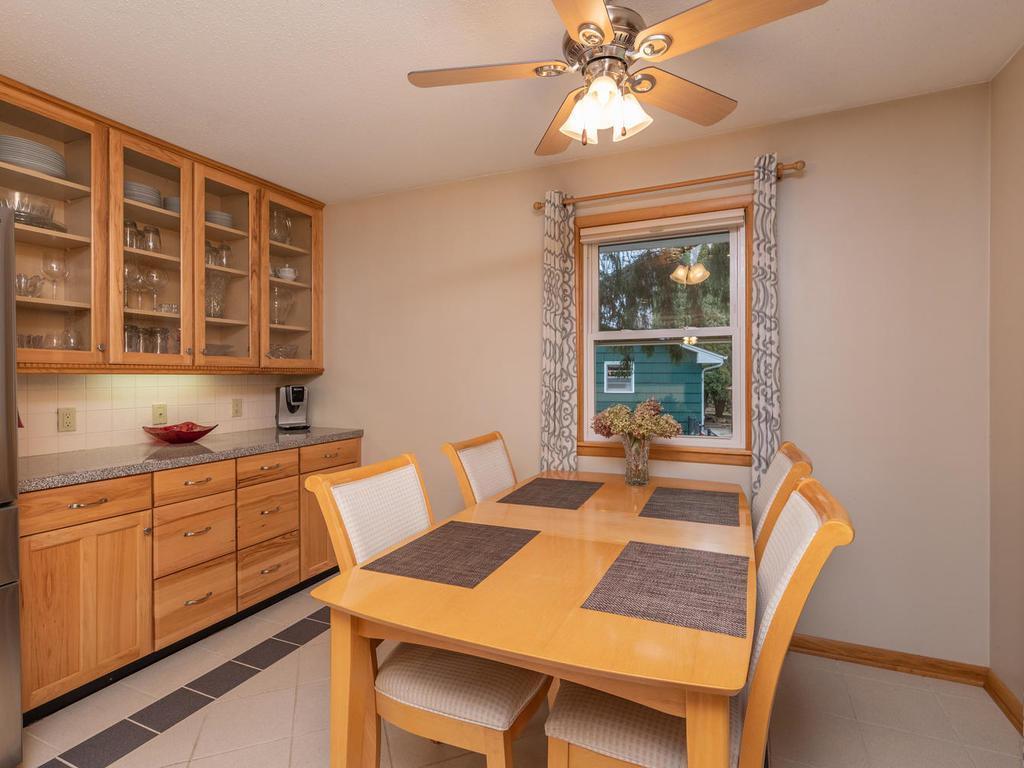 4821 Drake Road Golden Valley, MN 55422 - Photo 11 of 28