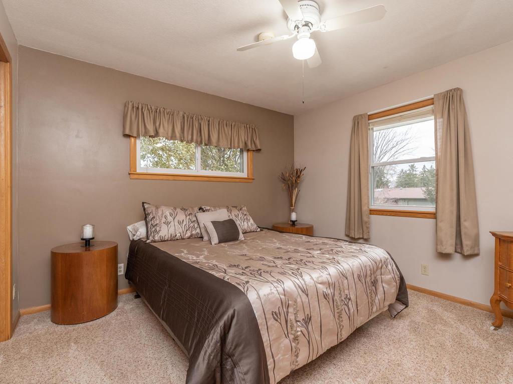 4821 Drake Road Golden Valley, MN 55422 - Photo 15 of 28