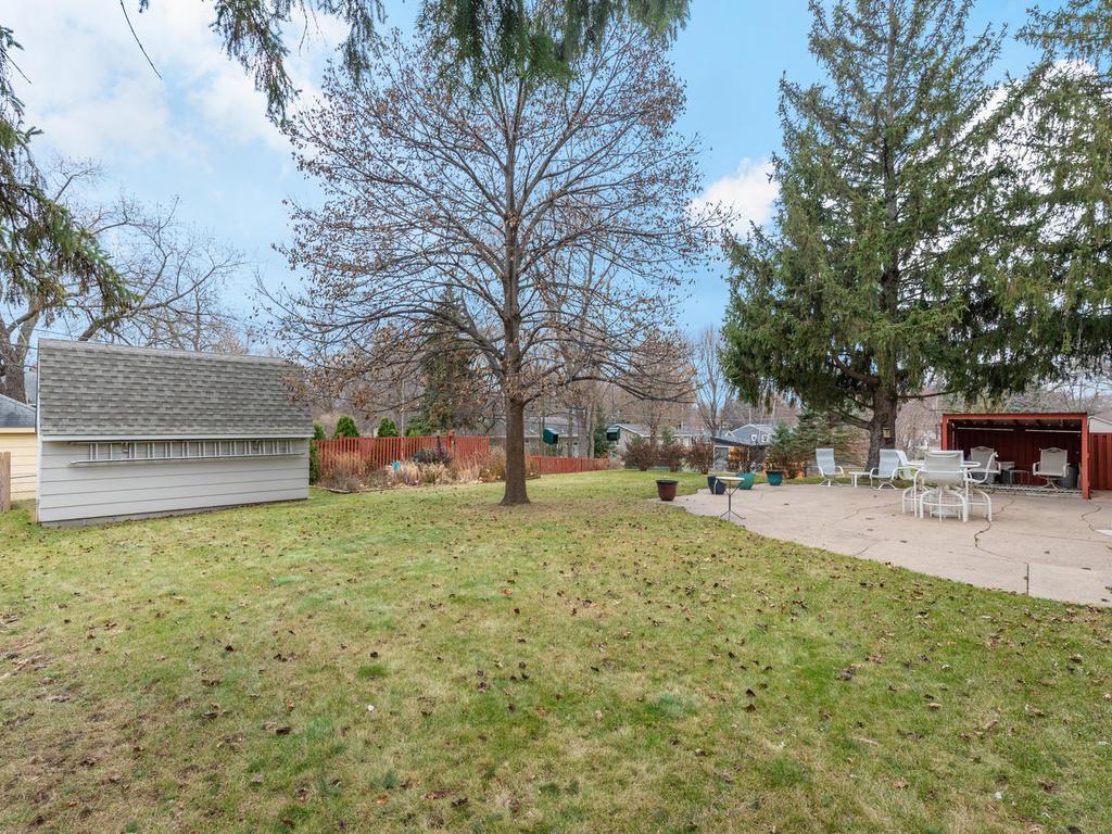 4821 Drake Road Golden Valley, MN 55422 - Photo 27 of 28