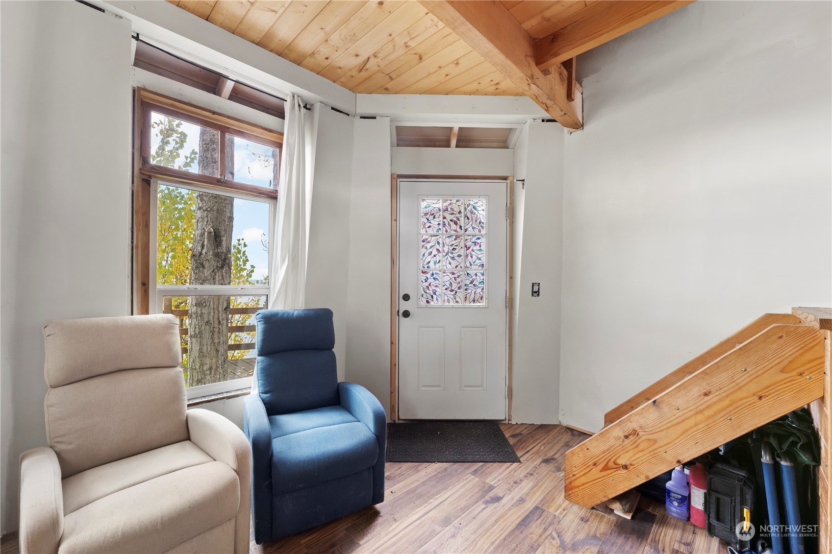 1705 Perkins Lane West Seattle, WA 98199 - Photo 15 of 28