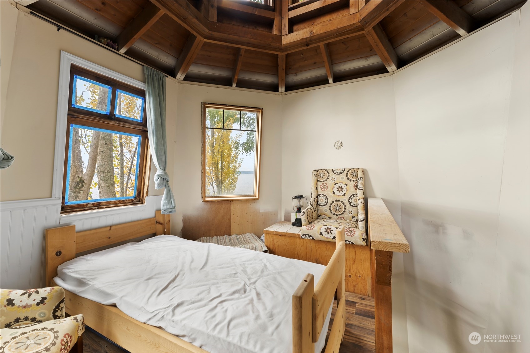 1705 Perkins Lane West Seattle, WA 98199 - Photo 22 of 28