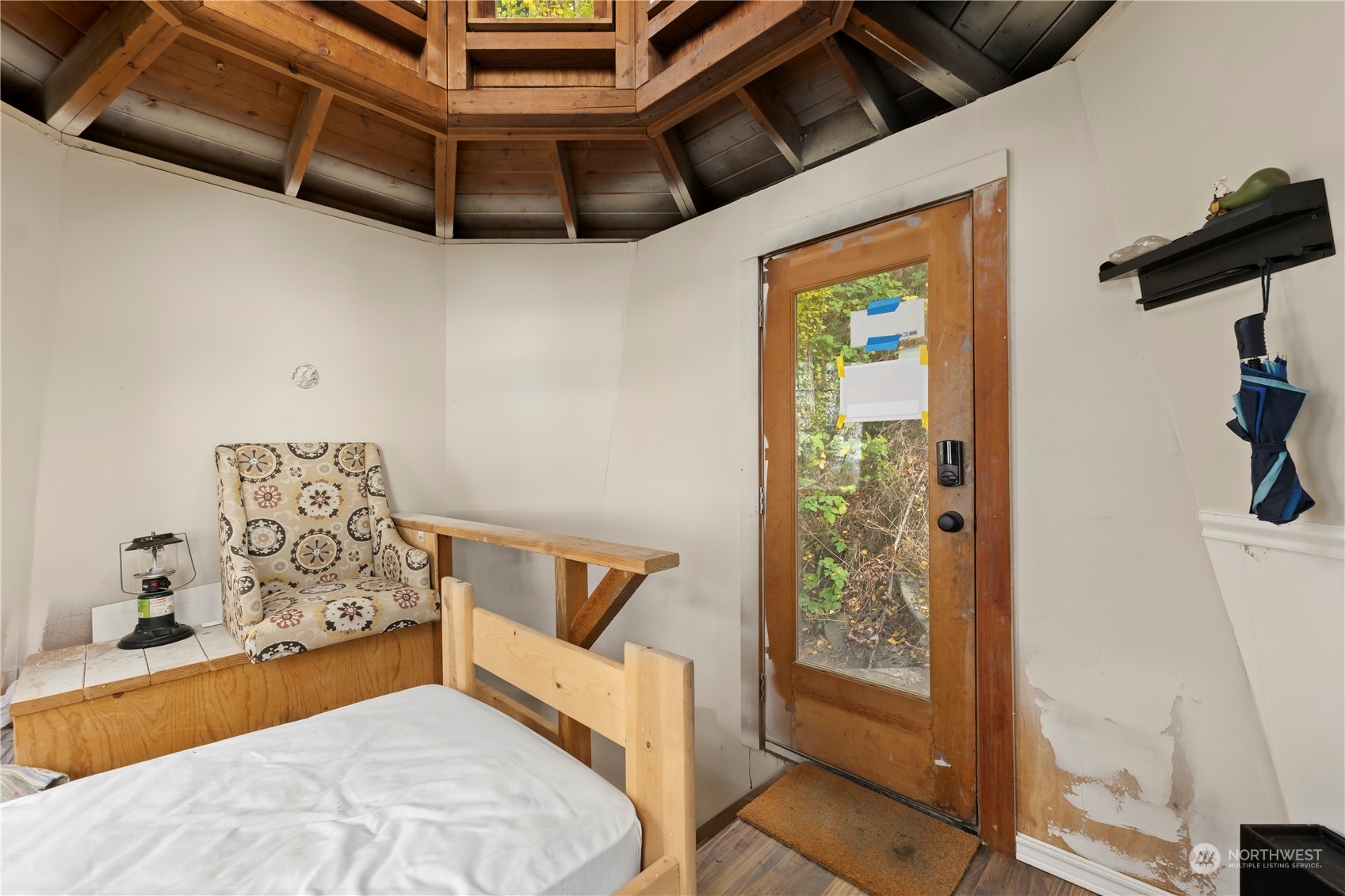 1705 Perkins Lane West Seattle, WA 98199 - Photo 23 of 28