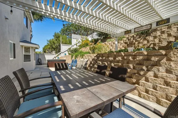 $2,988,000 | 1839 Freda Lane, Cardiff-by-the-Sea, CA 92007