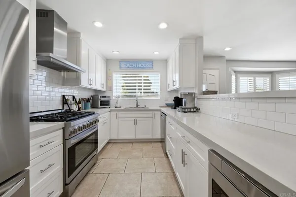 $2,988,000 | 1839 Freda Lane, Cardiff-by-the-Sea, CA 92007