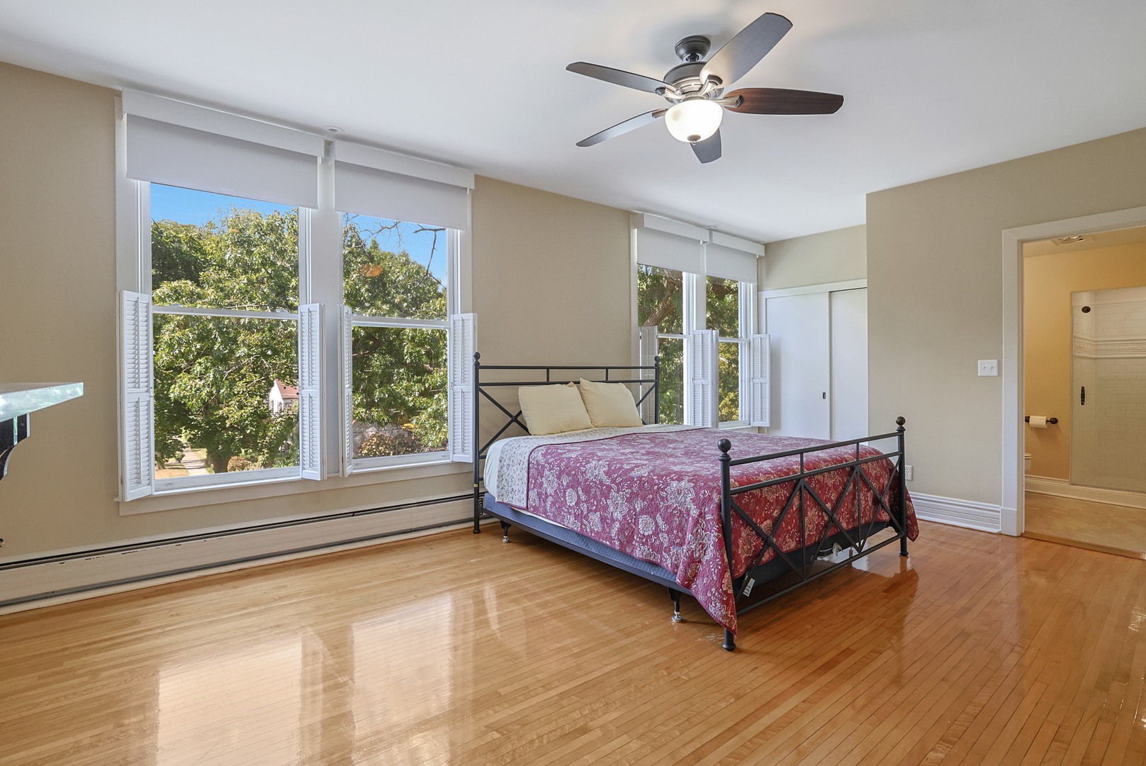 1045 North Spring Street Elgin, IL 60120 - Photo 24 of 47