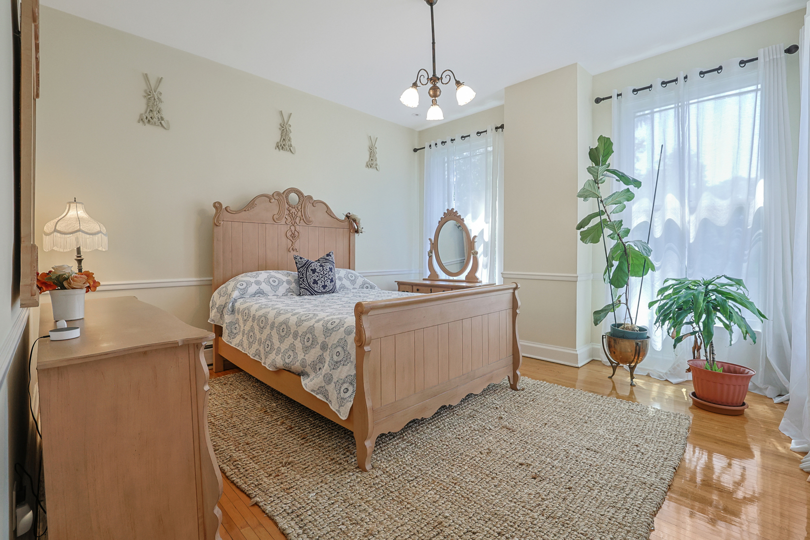 1045 North Spring Street Elgin, IL 60120 - Photo 27 of 47