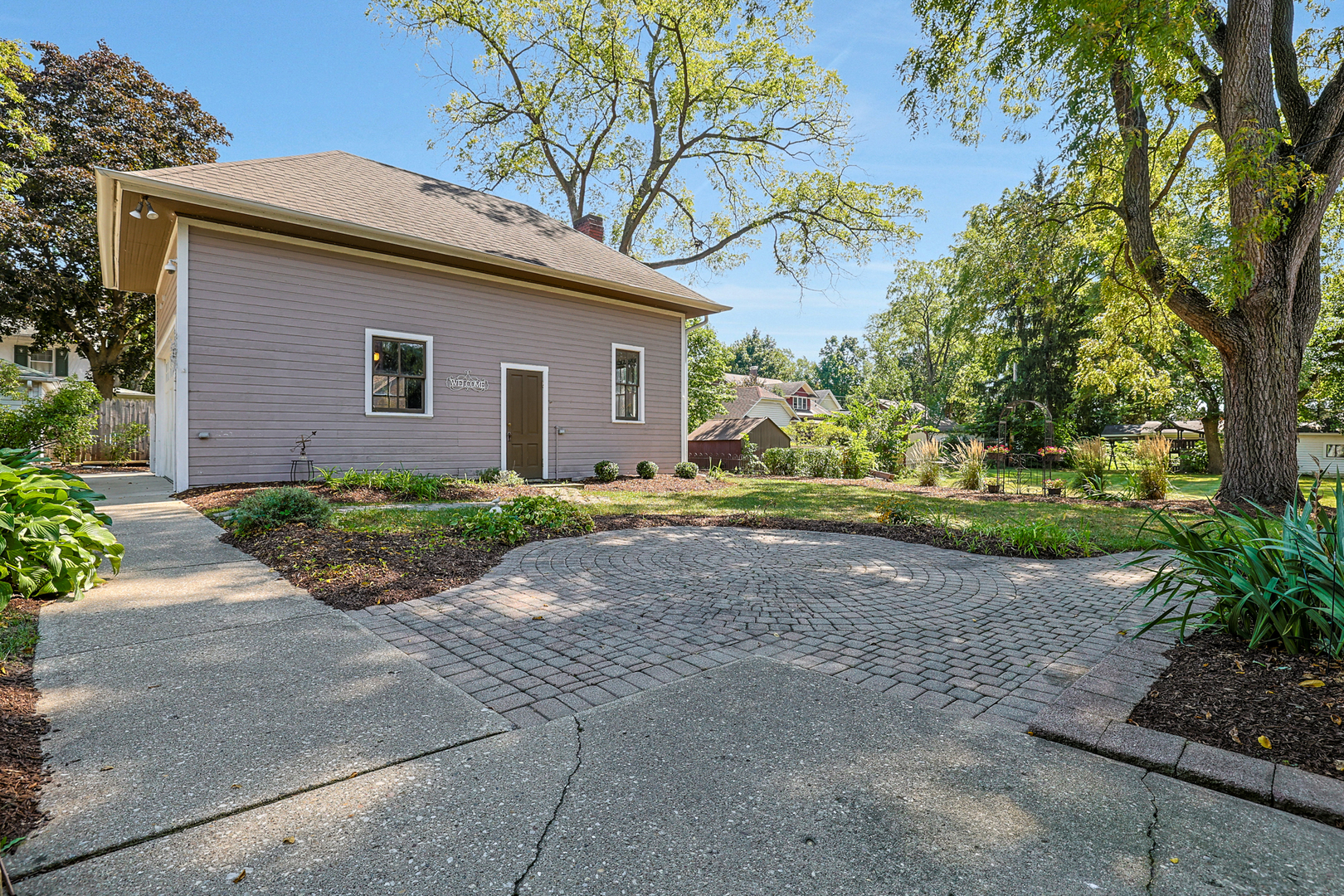 1045 North Spring Street Elgin, IL 60120 - Photo 44 of 47