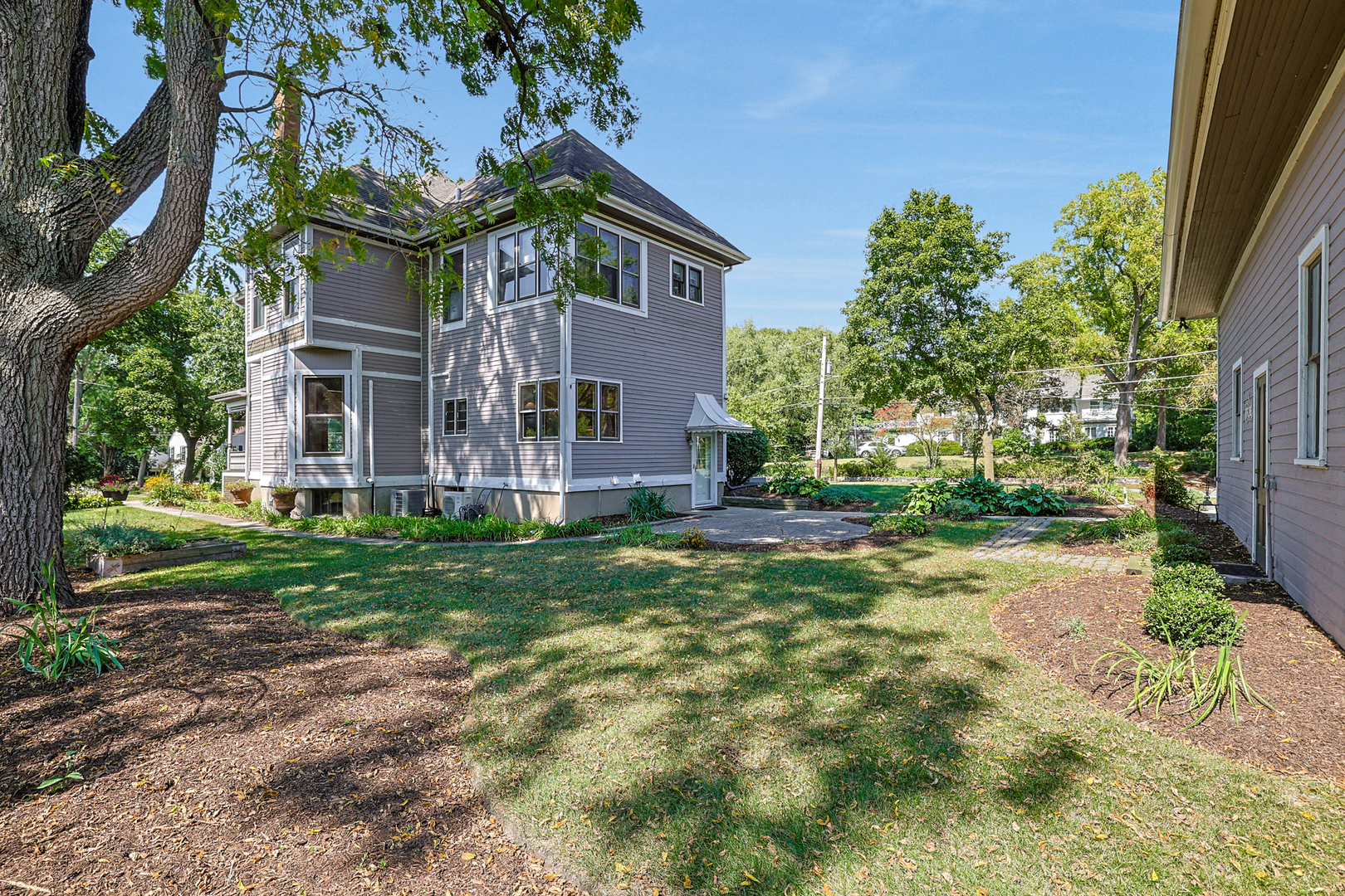 1045 North Spring Street Elgin, IL 60120 - Photo 46 of 47