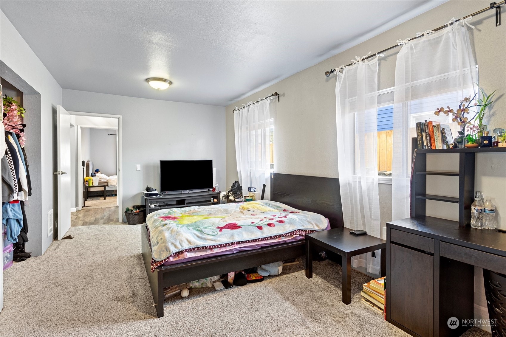 2327 Lexington Avenue Everett, WA 98203 - Photo 12 of 33