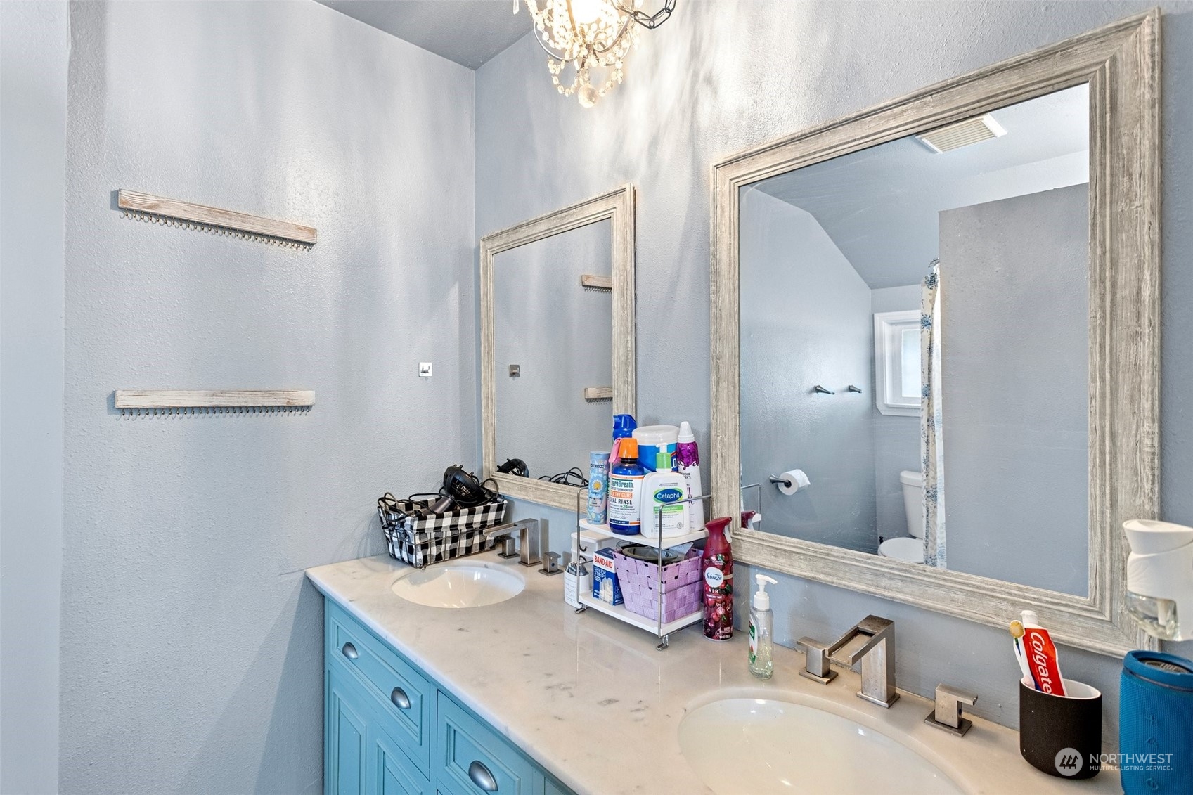 2327 Lexington Avenue Everett, WA 98203 - Photo 13 of 33