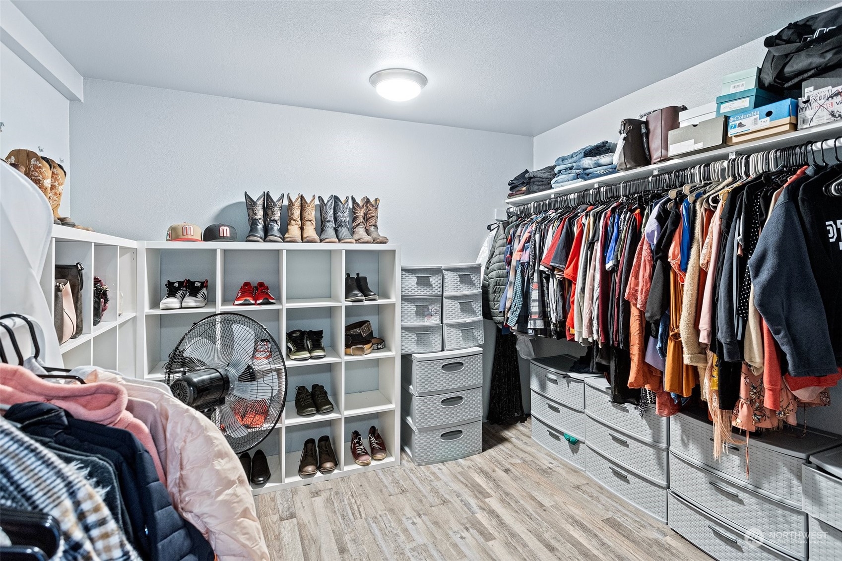 2327 Lexington Avenue Everett, WA 98203 - Photo 20 of 33