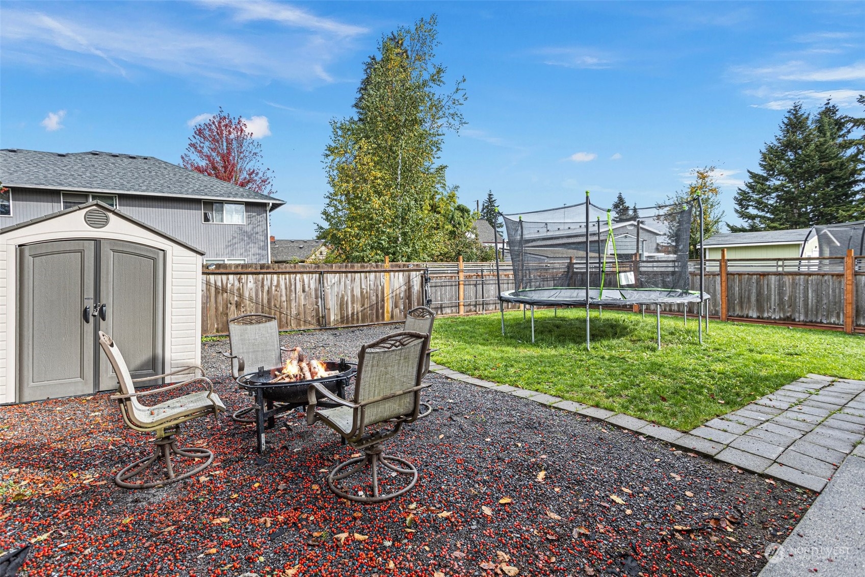 2327 Lexington Avenue Everett, WA 98203 - Photo 24 of 33