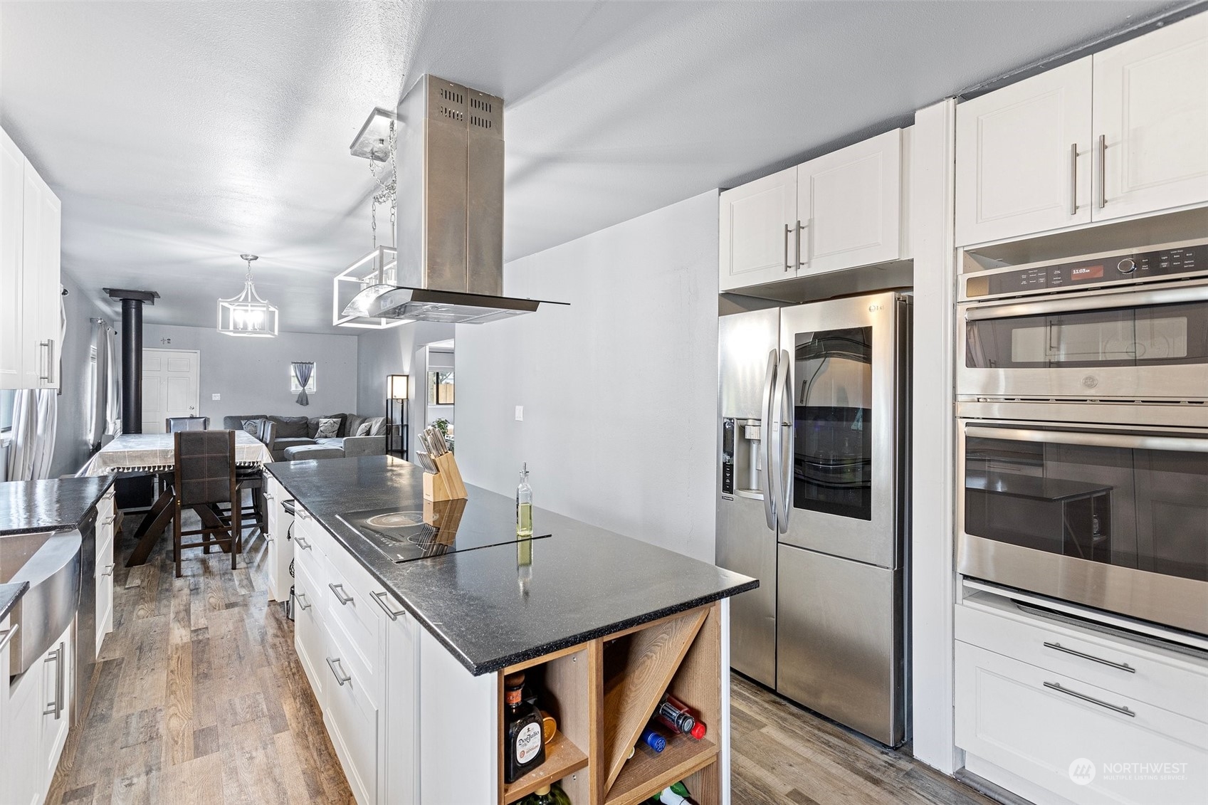 2327 Lexington Avenue Everett, WA 98203 - Photo 8 of 33