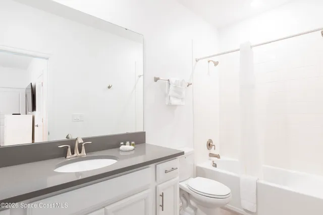 $1,300,000 | 3071 Hafen Lane, Melbourne Beach, FL 32951