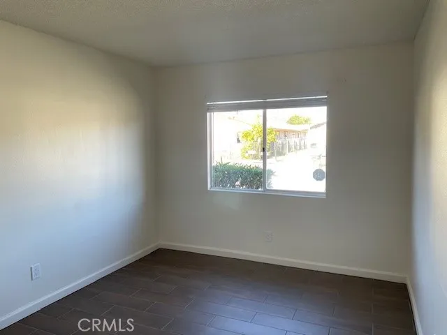 $2,000 | 320 North Poe Street, Unit C, Lake Elsinore, CA 92530