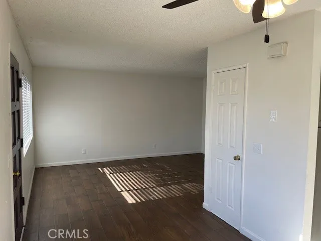 $2,000 | 320 North Poe Street, Unit C, Lake Elsinore, CA 92530