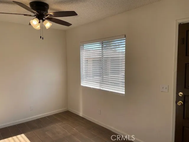 $2,000 | 320 North Poe Street, Unit C, Lake Elsinore, CA 92530
