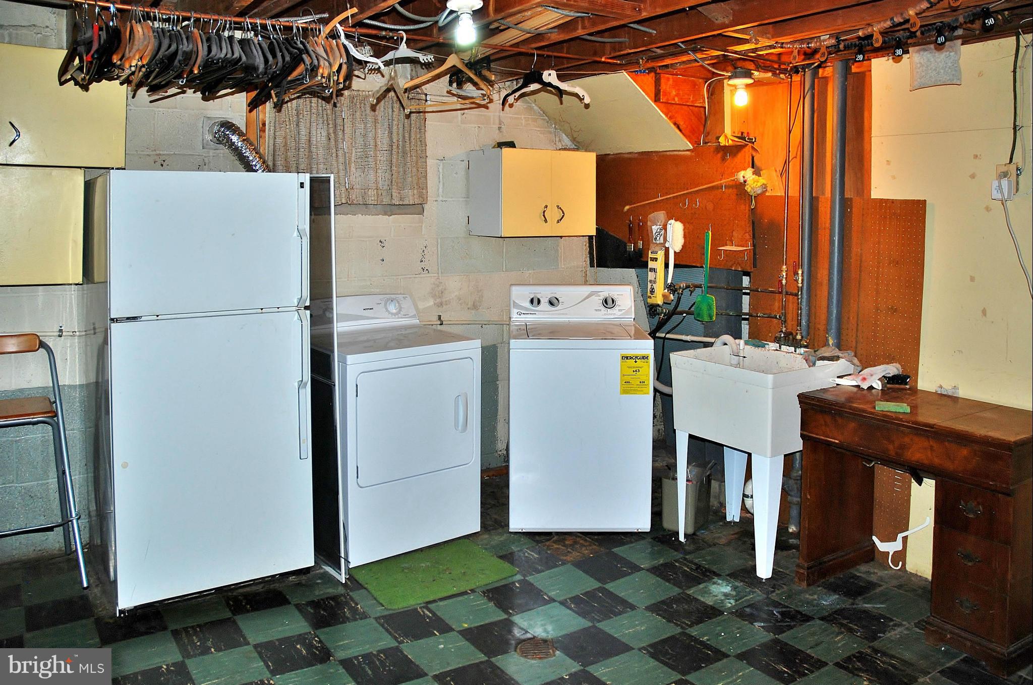 12910 Dean Road Silver Spring, MD 20906 - Photo 20 of 23 Utility Room