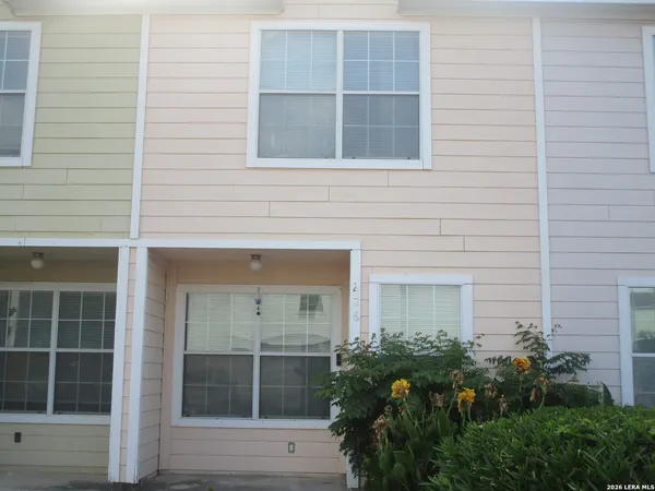 $1,075 | 226 Autumn Pass, San Antonio, TX 78245