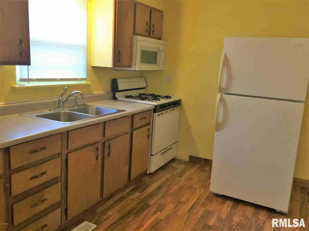 916 York Road Mount Vernon, IL 62864 - Photo 5 of 11