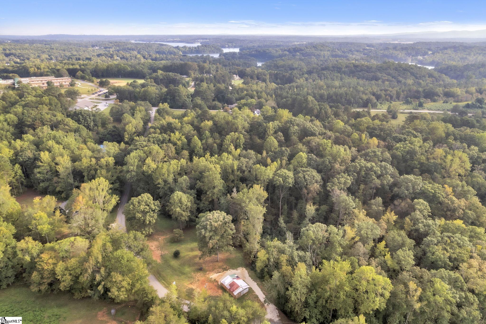 4221 North Blue Ridge Drive Greer, SC 29651 - Photo 13 of 29 Gallery Image 13
