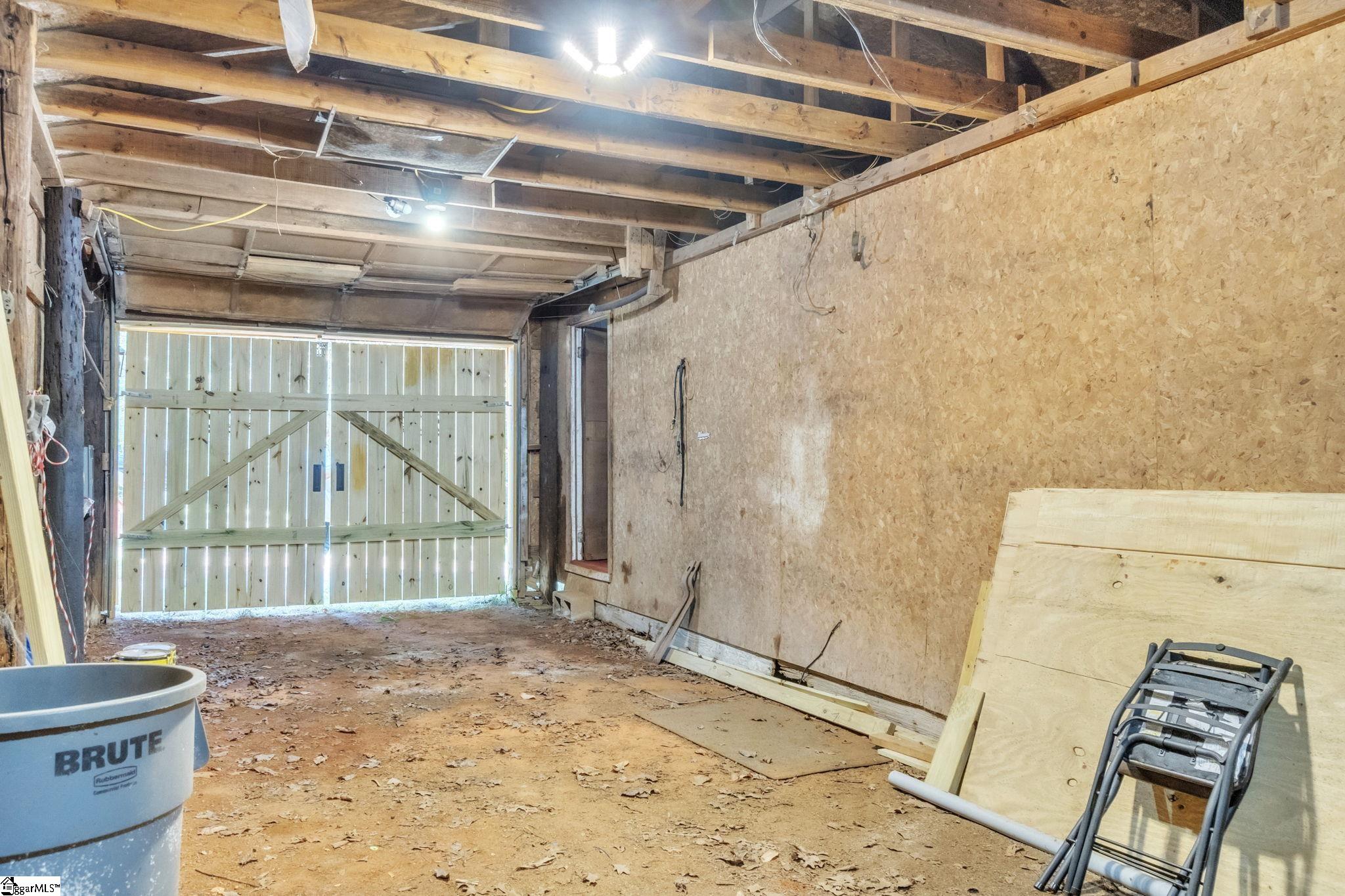 4221 North Blue Ridge Drive Greer, SC 29651 - Photo 26 of 29 Gallery Image 26