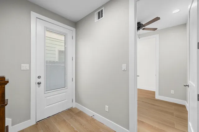 $2,300 | 2310 Detering Street, Unit A, Houston, TX 77007