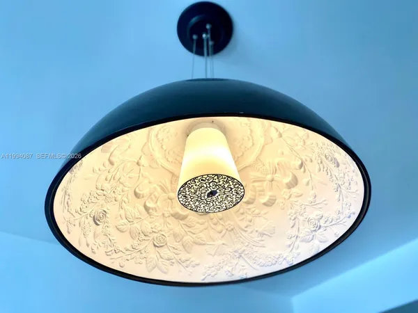 $5,500 | 121 Northeast 34th Street, Unit 807, Miami, FL 33137