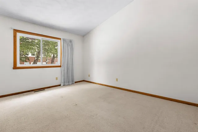 $210,000 | 6644 North Point Road, Rockford, IL 61108