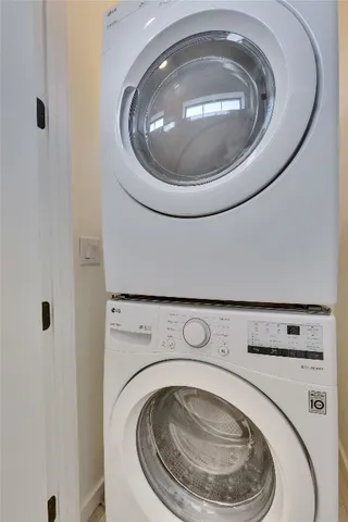 a close up view of washer and dryer