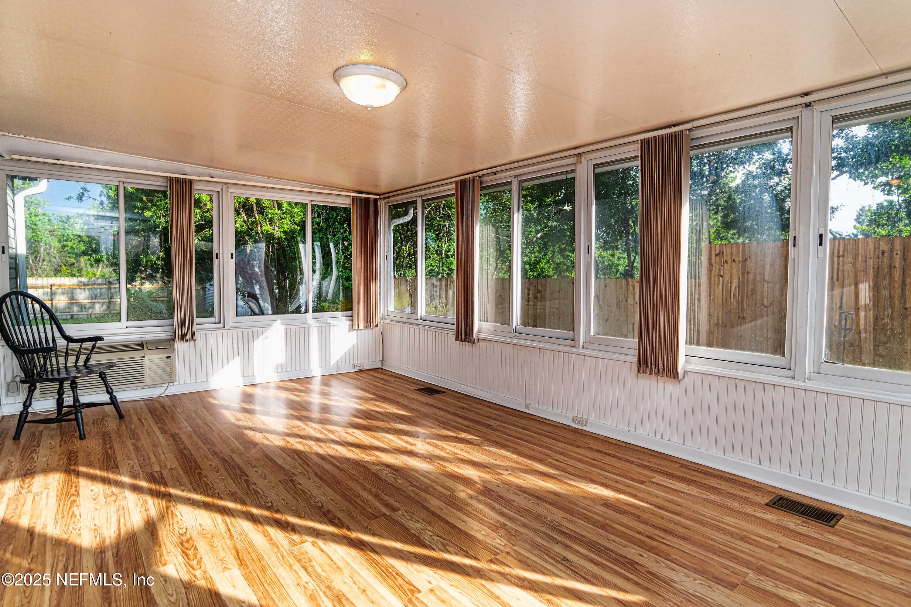 6681 Brown Road St. Augustine, FL 32095 - Photo 30 of 43 Beautiful Sun Room