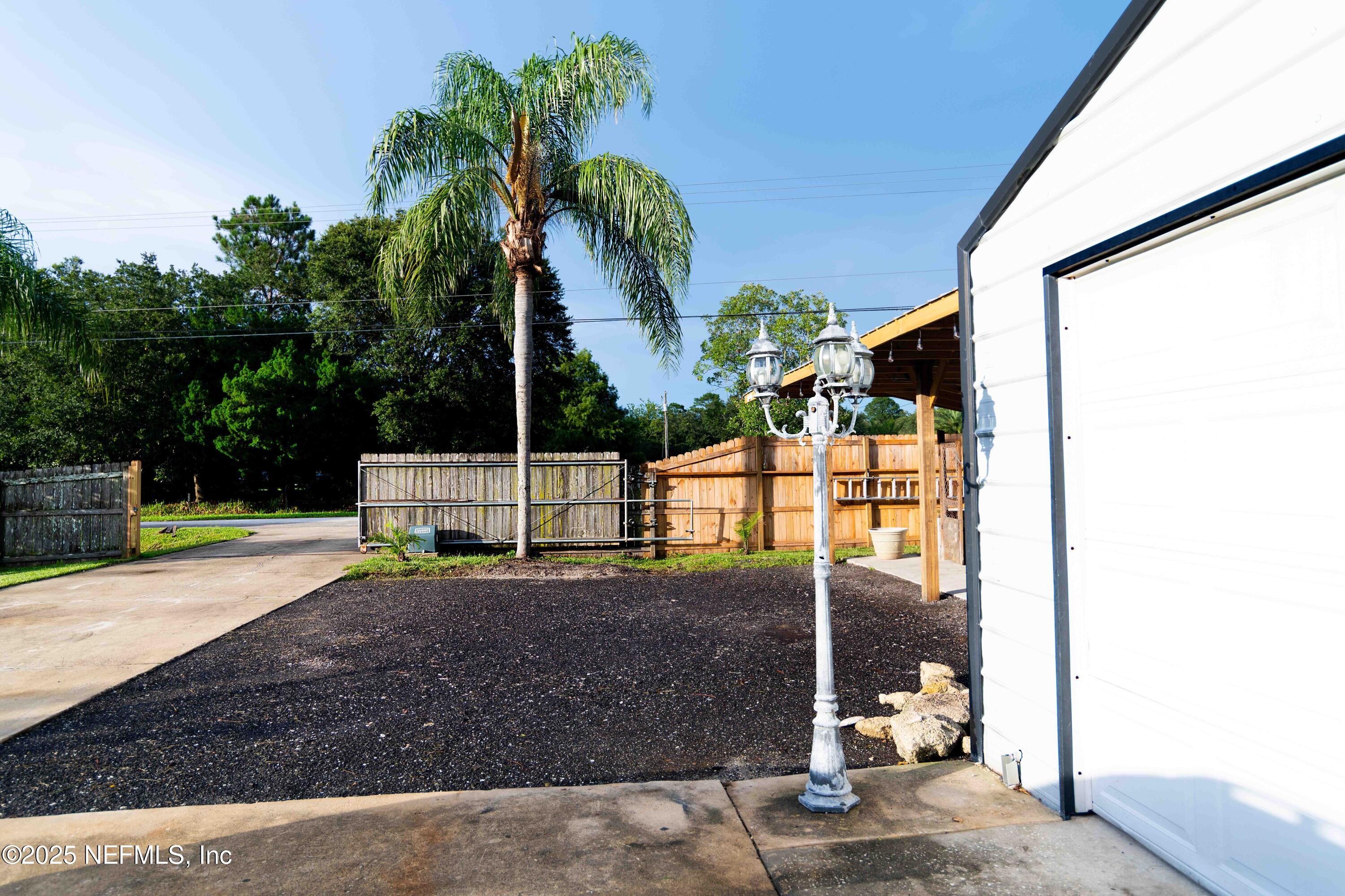6681 Brown Road St. Augustine, FL 32095 - Photo 4 of 43 a view of a park with potted plants