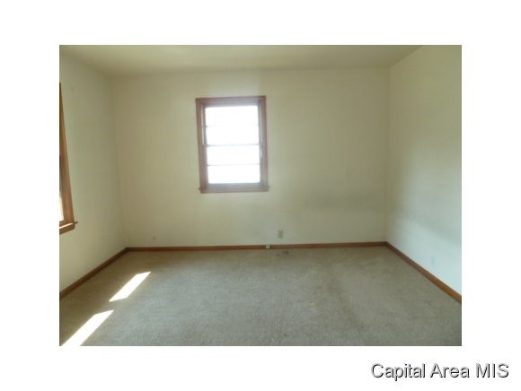 834 West Hazel Avenue Decatur, IL 62526 - Photo 8 of 9