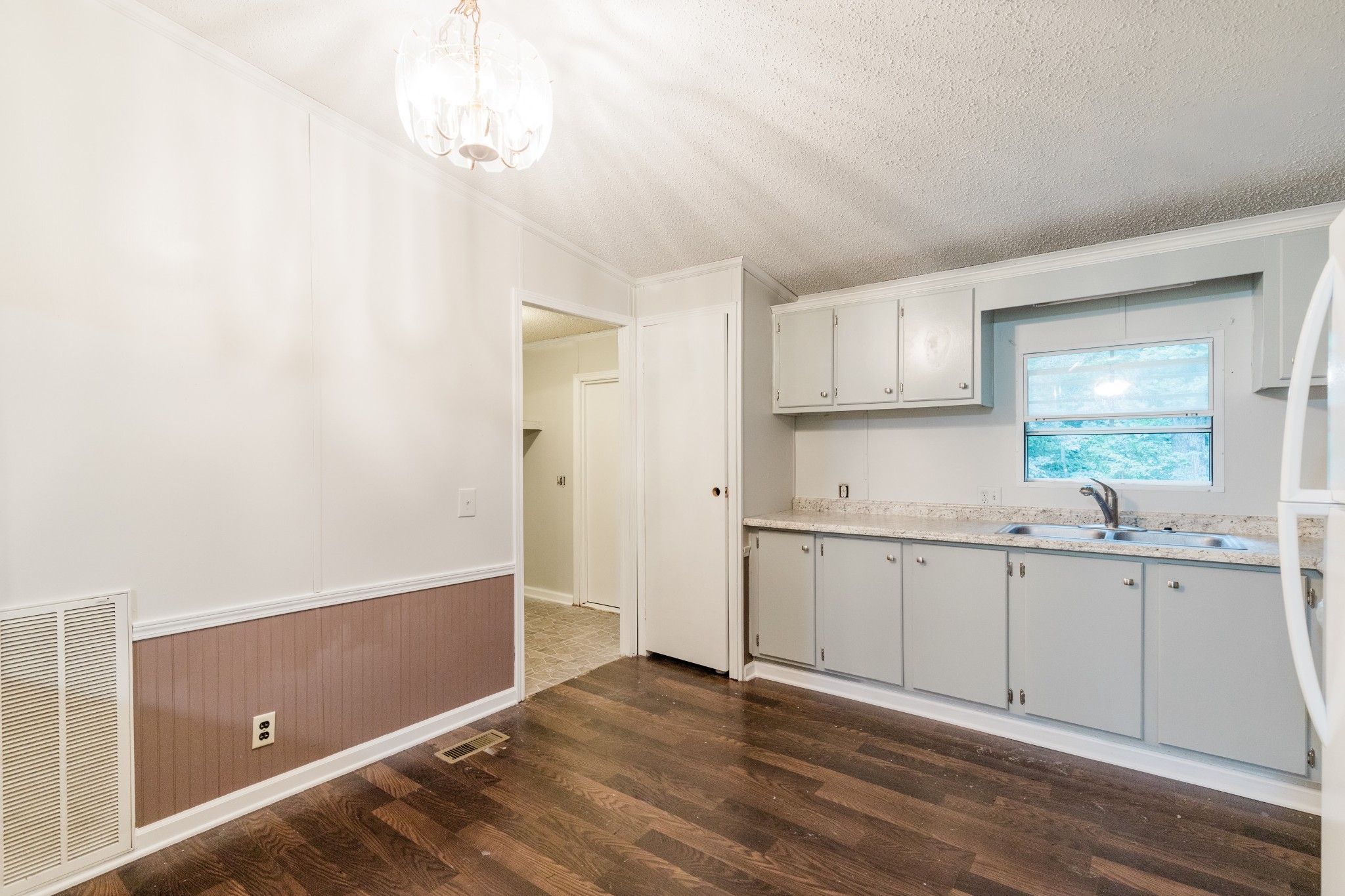 4798 Louise Road Cunningham, TN 37052 - Photo 8 of 27 Gallery Image 8