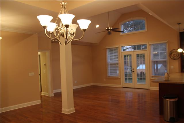 2284 Old Tullahoma Road Winchester, TN 37398 - Photo 18 of 20 Open floor plan with great hardwood floors and so much more.