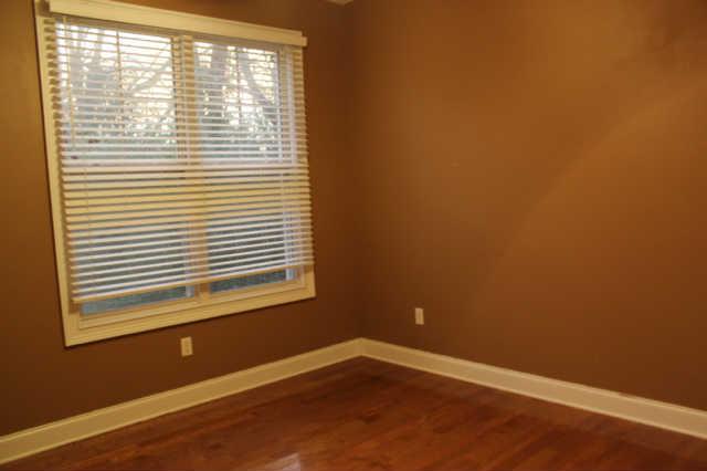 2284 Old Tullahoma Road Winchester, TN 37398 - Photo 6 of 20 Nice size bedrooms