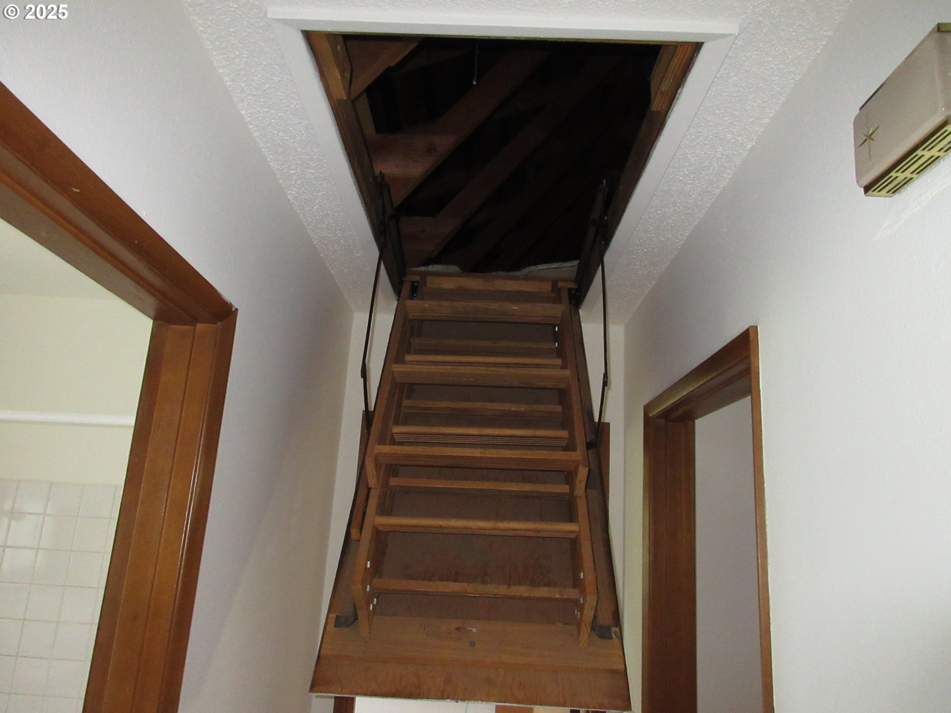 12355 Southeast Main Street Portland, OR 97233 - Photo 16 of 16 Gallery Image 16