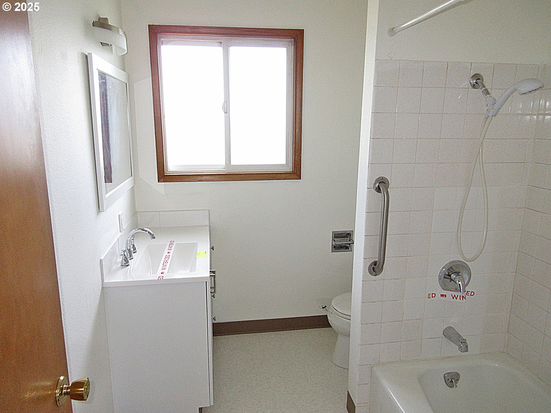 12355 Southeast Main Street Portland, OR 97233 - Photo 10 of 16 Gallery Image 10