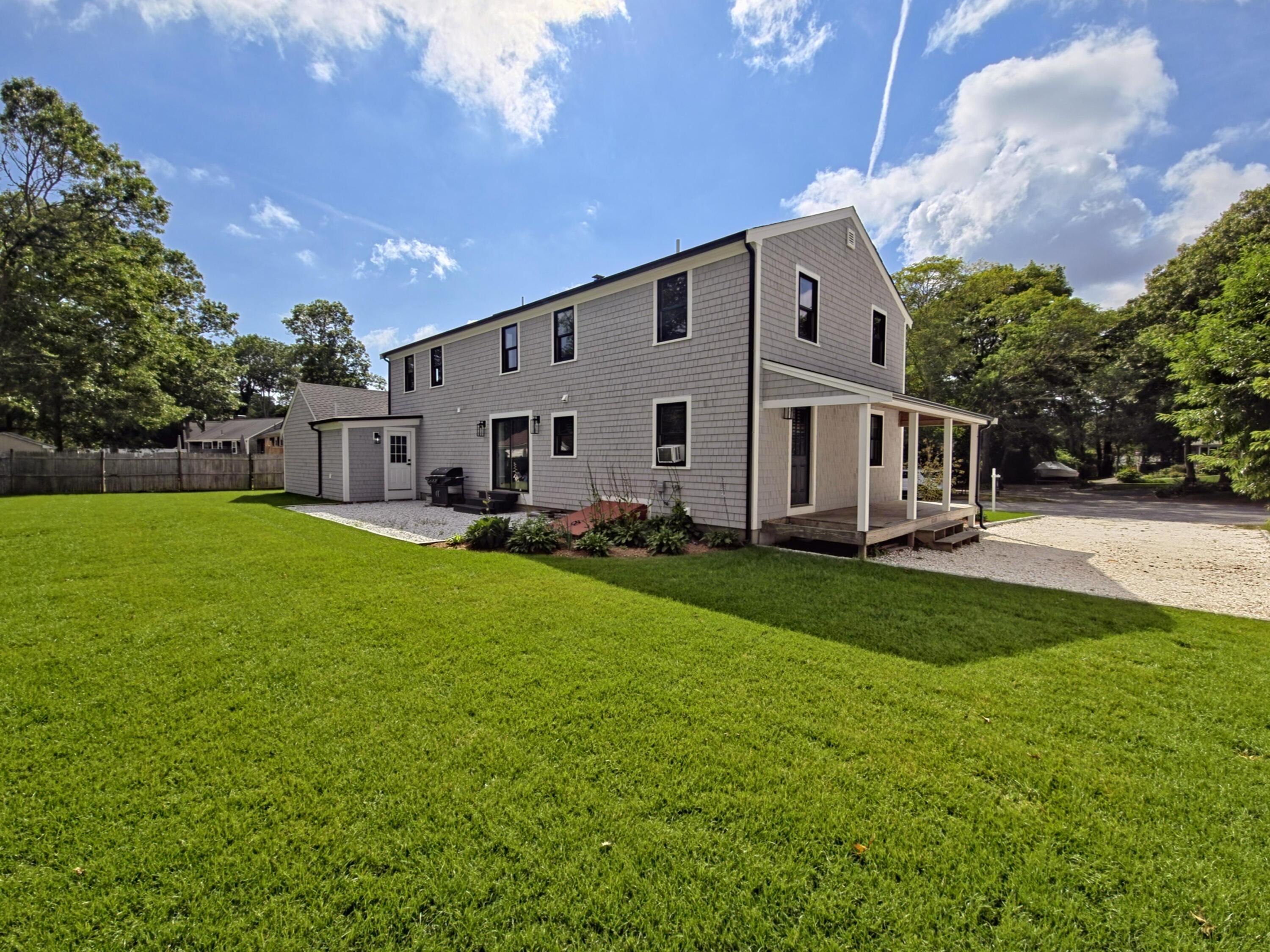 22 Keel Way Hyannis, MA 02601 - Photo 41 of 42 a front view of house with garden