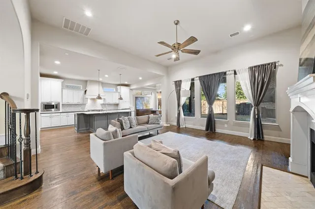 $924,000 | 4400 Bristleleaf Lane, Prosper, TX 75078