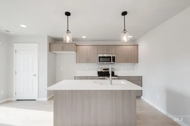 $350,990 | 223 Moose Street, Horseshoe Bend, ID 83629