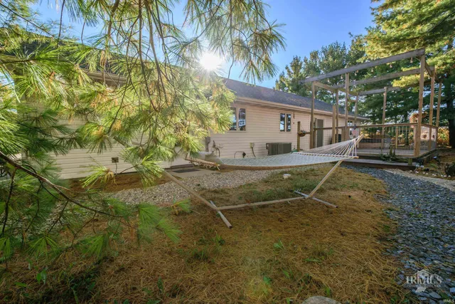 $229,900 | 11559 South County Road 300, Daleville, IN 47334