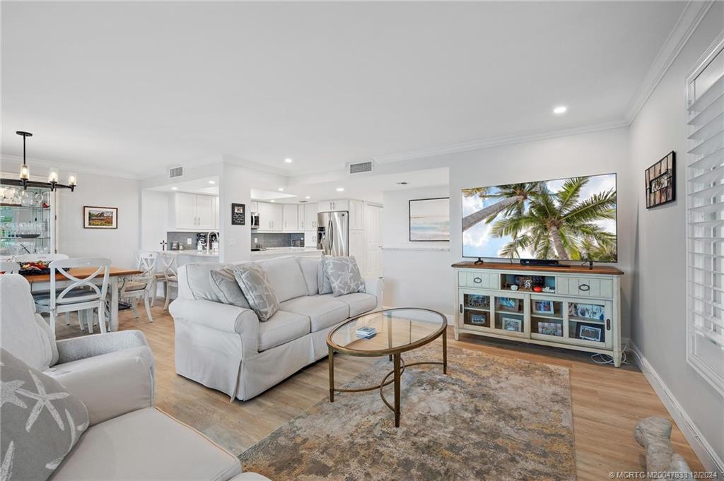217 Northeast Edgewater Drive Stuart, FL 34996 - Photo 11 of 35