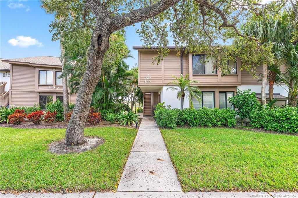 217 Northeast Edgewater Drive Stuart, FL 34996 - Photo 4 of 35